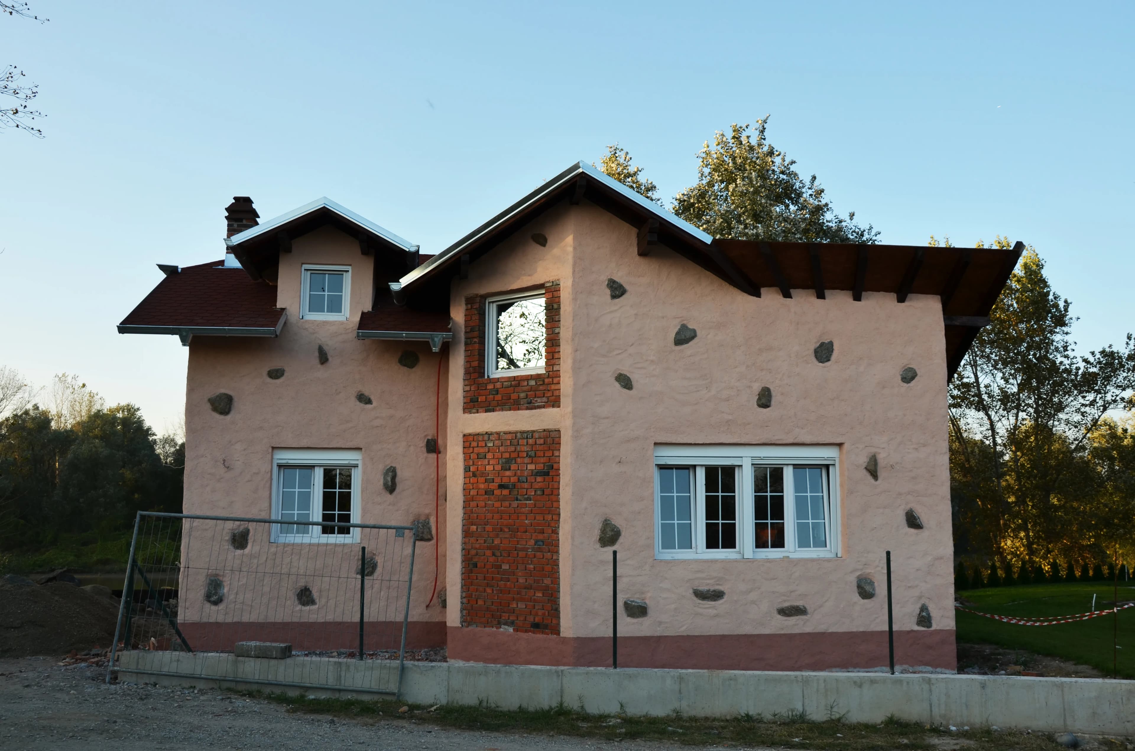 Izvođenje pomoćnog objekta u Svilajncu 02 — fotografija 2